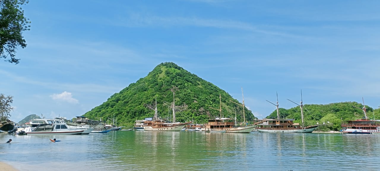 Menata Ulang Standar Keselamatan Labuan Bajo Melalui Pendekatan Berbasis Risiko